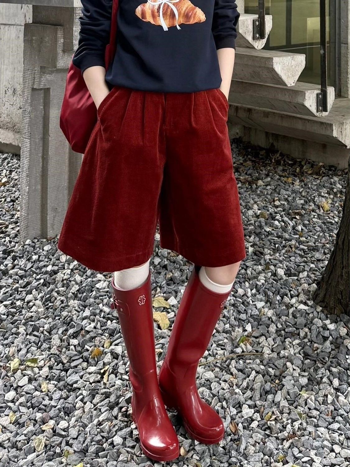 Red Corduroy Pleated Wide-Leg Cropped Pants - Red